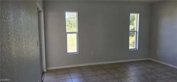 $1,750 | 622 Grant Avenue, Lehigh Acres, FL 33972