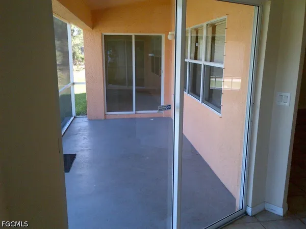 $1,750 | 622 Grant Avenue, Lehigh Acres, FL 33972