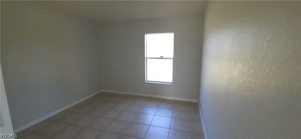 $1,750 | 622 Grant Avenue, Lehigh Acres, FL 33972