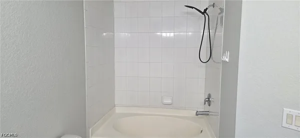 $1,750 | 622 Grant Avenue, Lehigh Acres, FL 33972