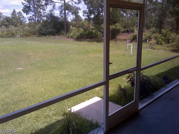 $1,750 | 622 Grant Avenue, Lehigh Acres, FL 33972