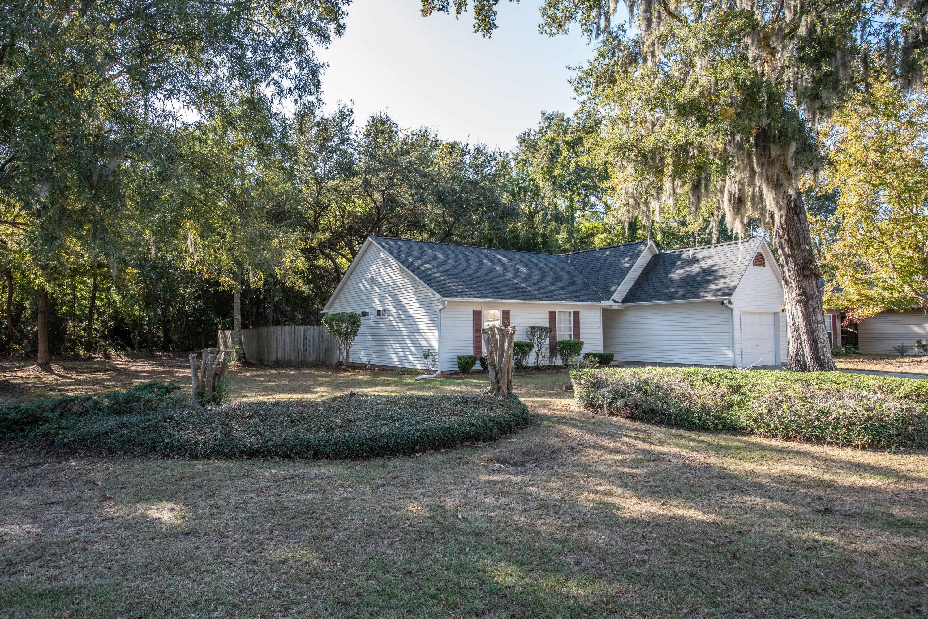 2401 Castlereagh Road Charleston, SC 29414 - Photo 1 of 33 HEA_6045-Edit