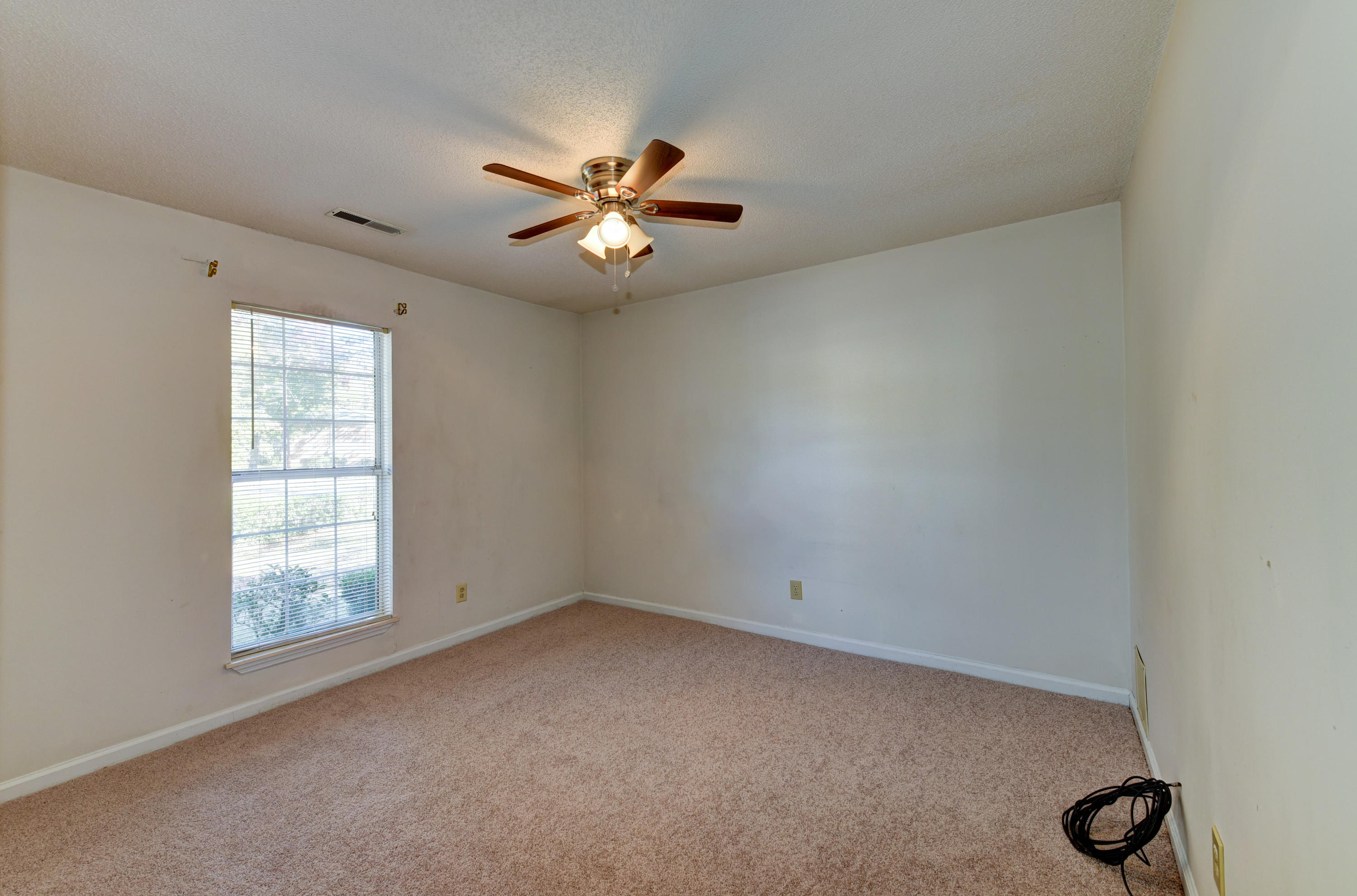 2401 Castlereagh Road Charleston, SC 29414 - Photo 16 of 33 HEA_5979_80_81_82_83_84-Edit