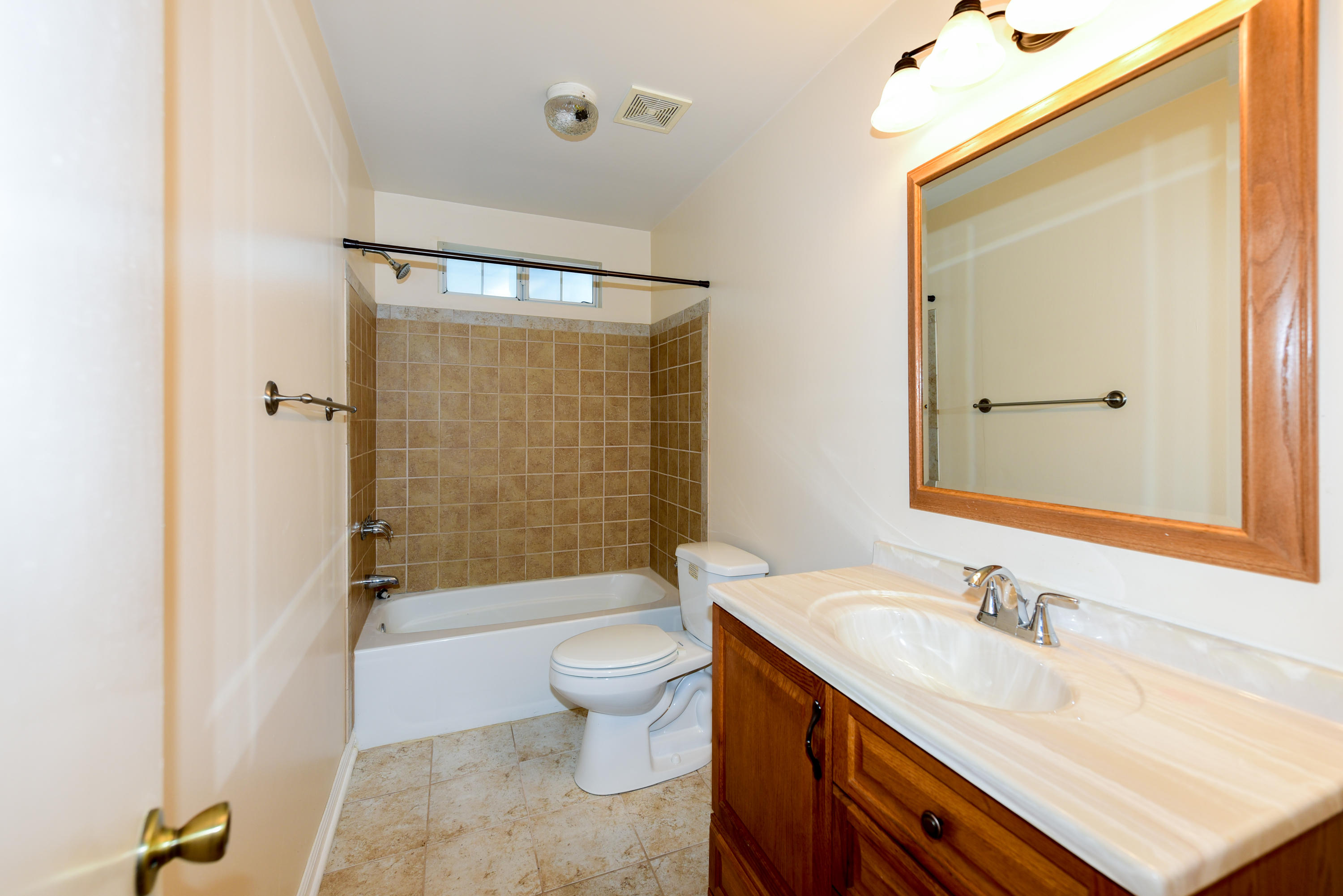 2401 Castlereagh Road Charleston, SC 29414 - Photo 22 of 33 HEA_6017
