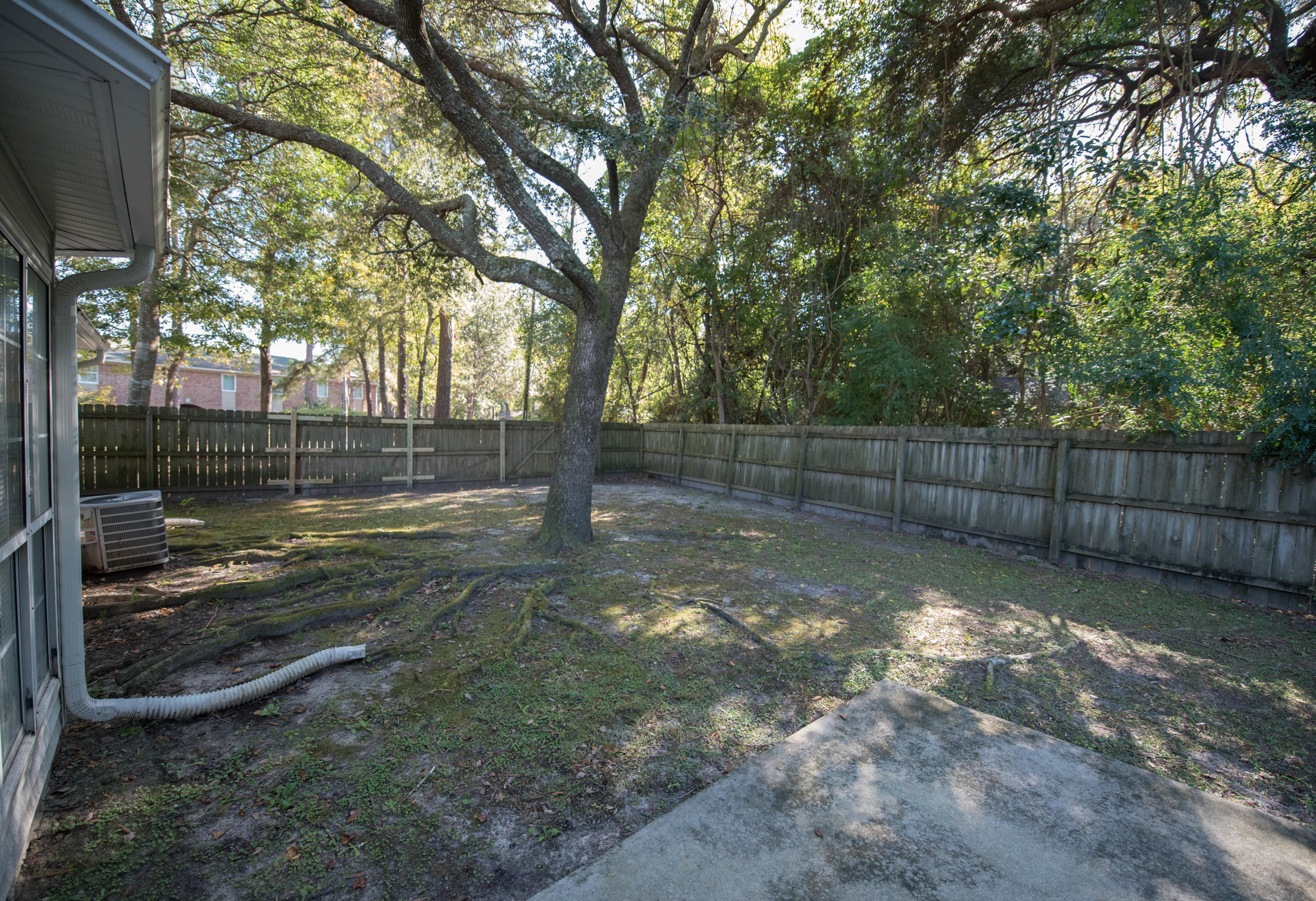 2401 Castlereagh Road Charleston, SC 29414 - Photo 28 of 33 HEA_6034