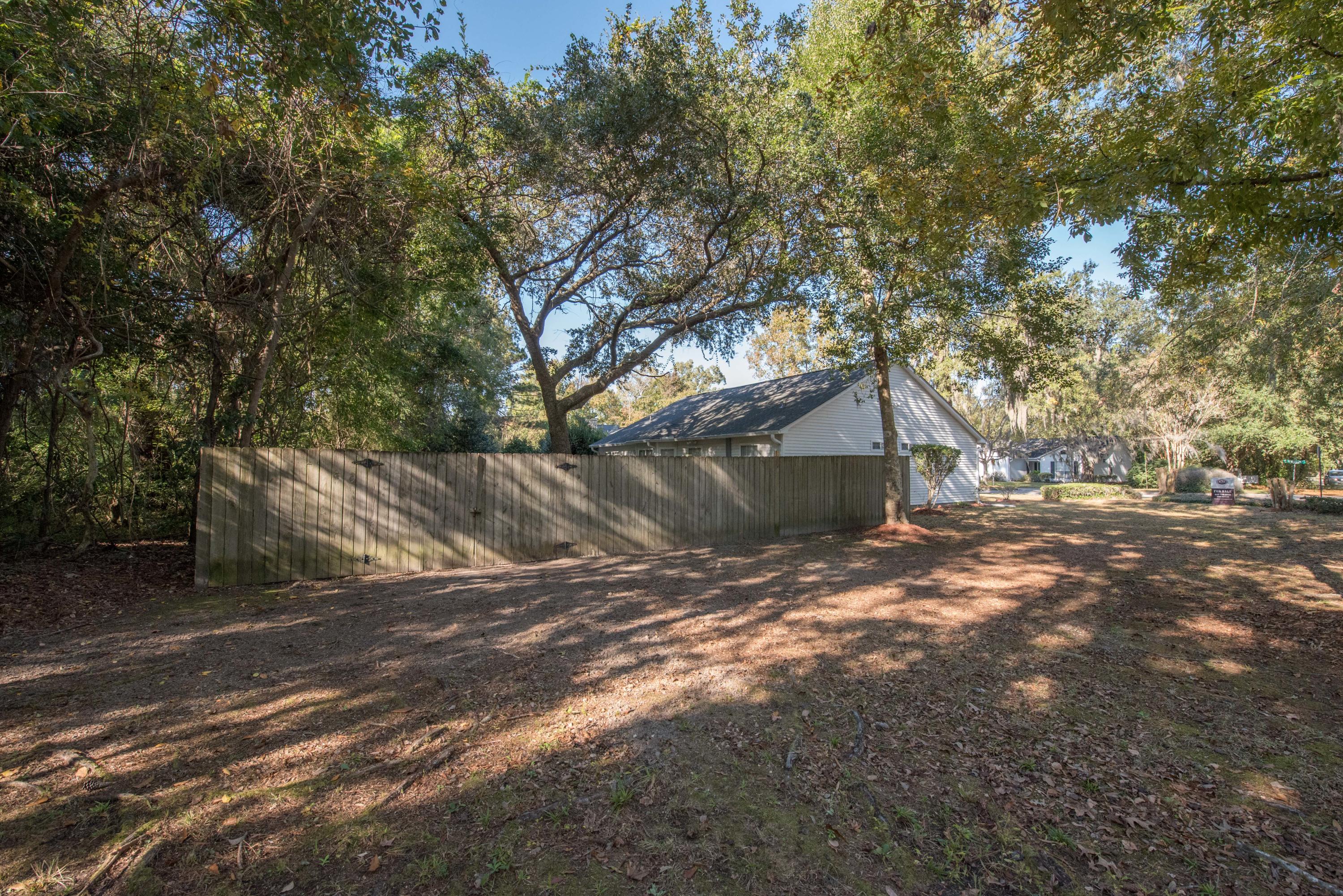 2401 Castlereagh Road Charleston, SC 29414 - Photo 33 of 33 HEA_6048