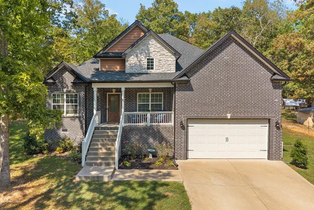 $674,000 | 1663 Southside Road, Southside, TN 37171