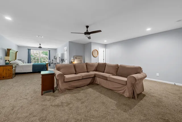 $674,000 | 1663 Southside Road, Southside, TN 37171