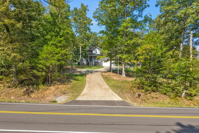 $674,000 | 1663 Southside Road, Southside, TN 37171