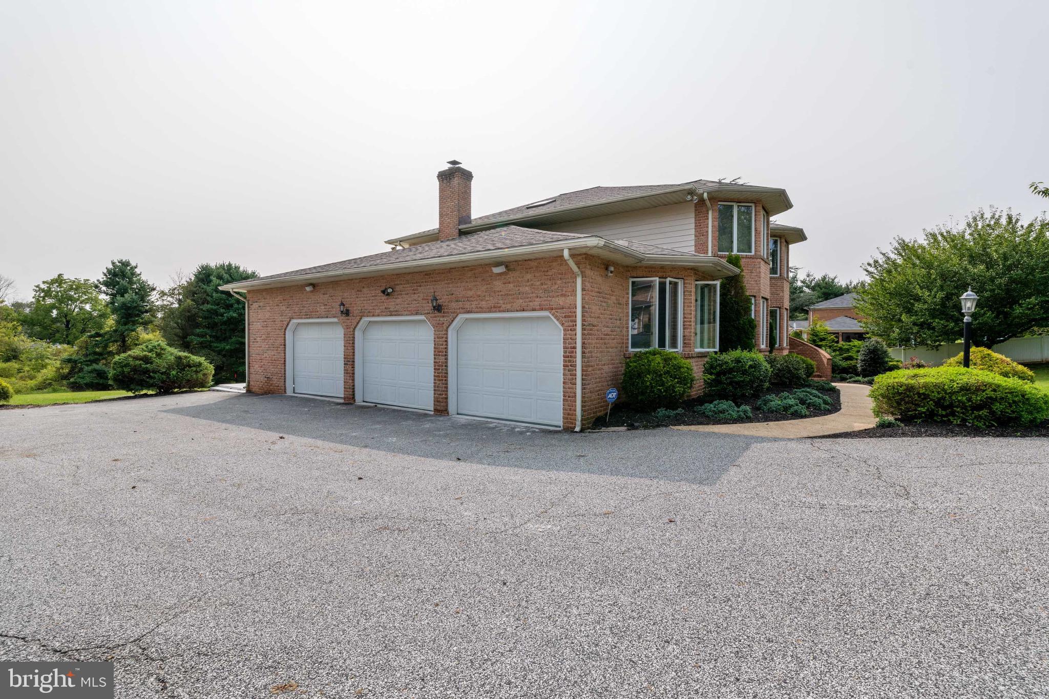 4205 Sweet Air Road Baldwin, MD 21013 - Photo 4 of 46 Three Car Garage