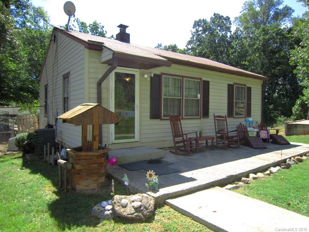 207 Starnes Cove Road Candler, NC 28715 - Photo 1 of 15 Gallery Image 1