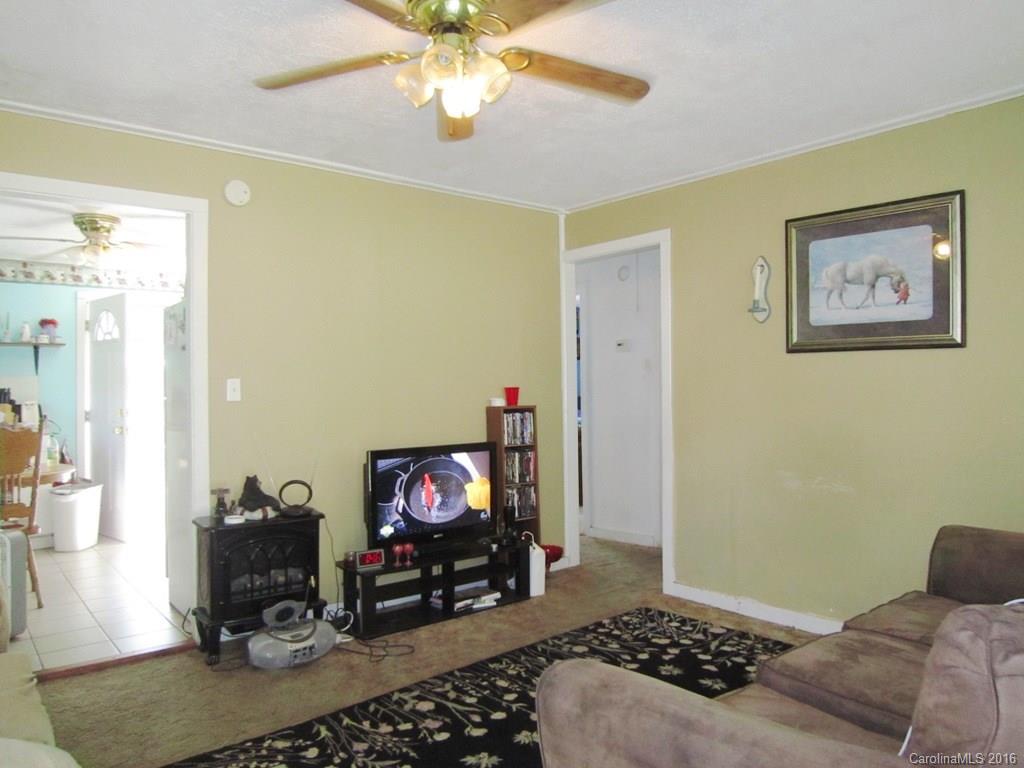 207 Starnes Cove Road Candler, NC 28715 - Photo 3 of 15 Gallery Image 3