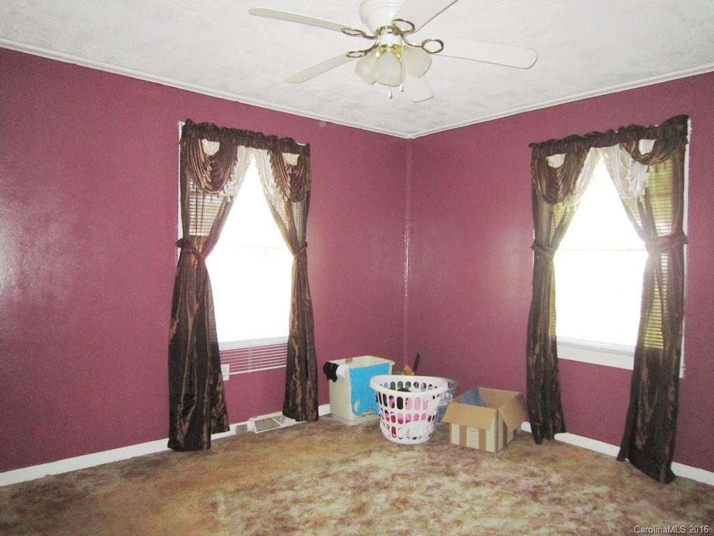 207 Starnes Cove Road Candler, NC 28715 - Photo 7 of 15 Gallery Image 7