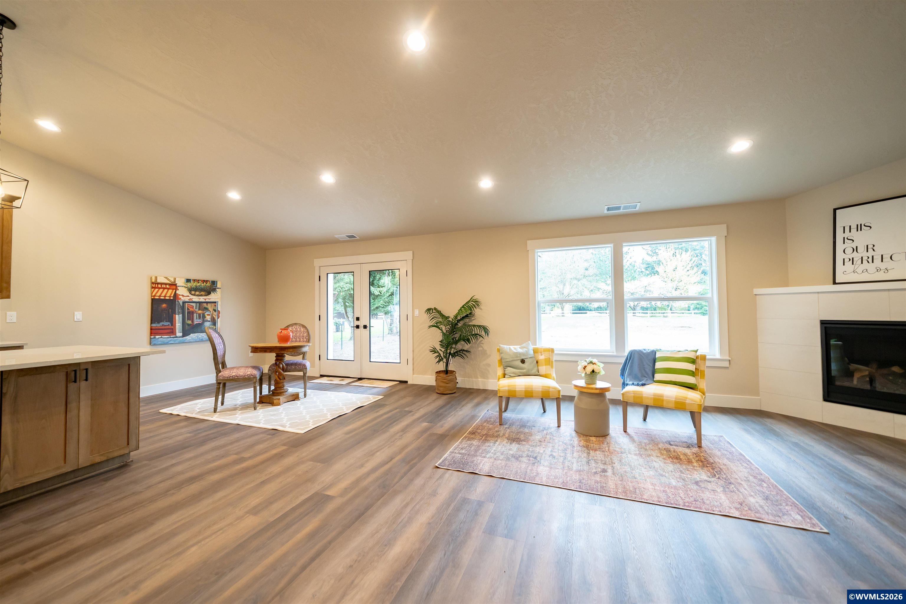950 6th Street Lyons, OR 97358 - Photo 4 of 28 Gallery Image 4
