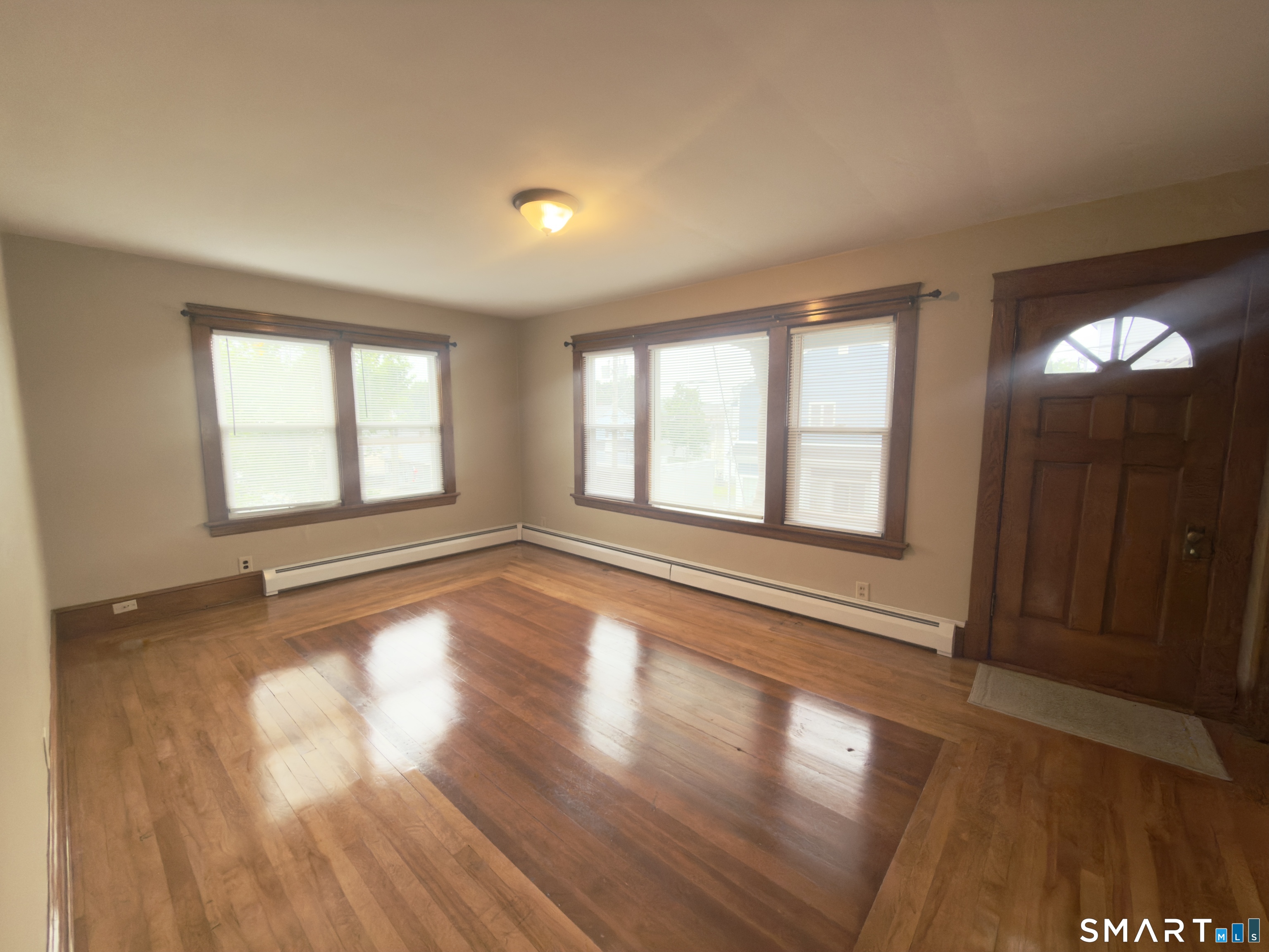 191 Providence Street Putnam, CT 06260 - Photo 2 of 12