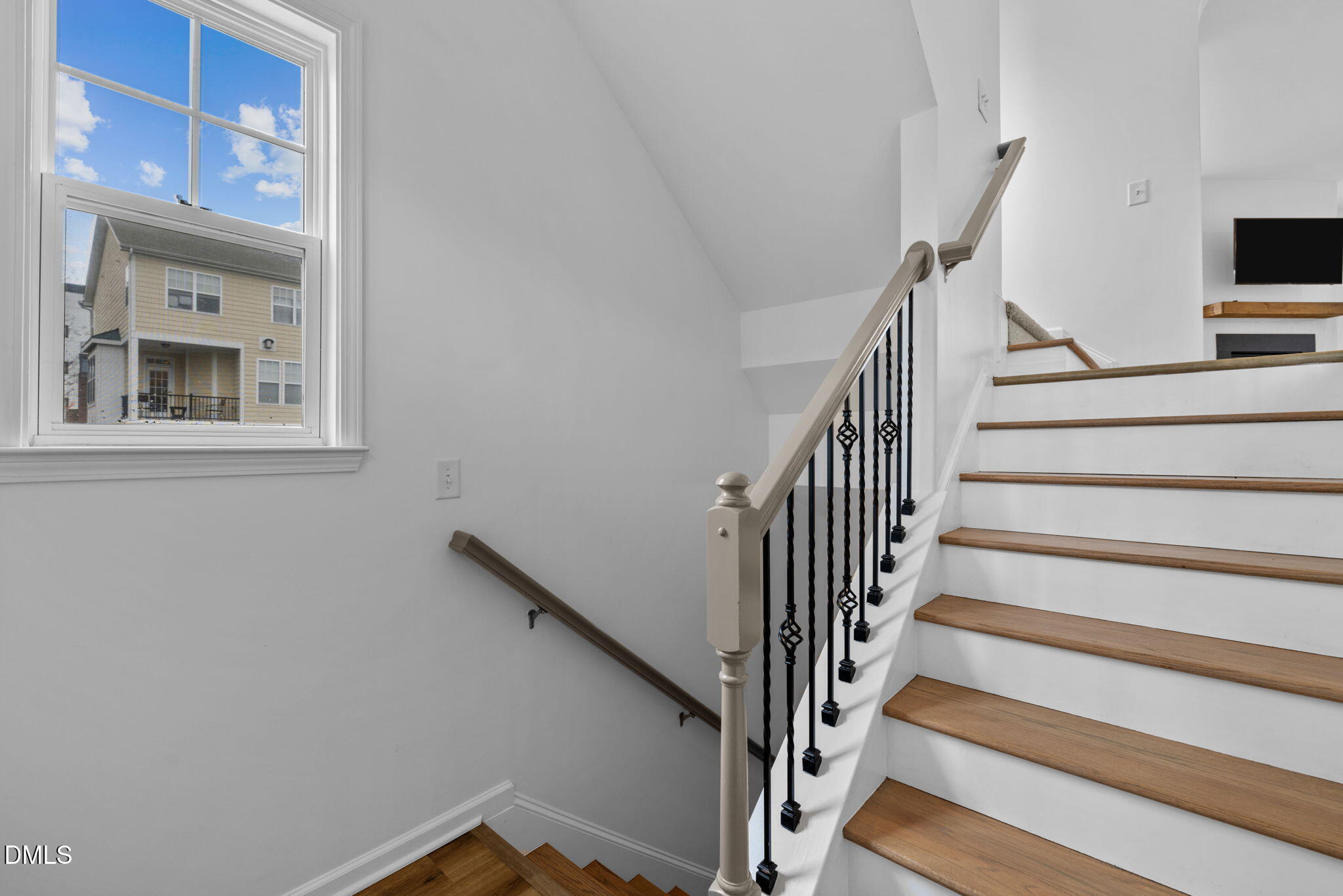 10122 Glen Autumn Road Raleigh, NC 27617 - Photo 20 of 32 23-web-or-mls-5Z8A9678