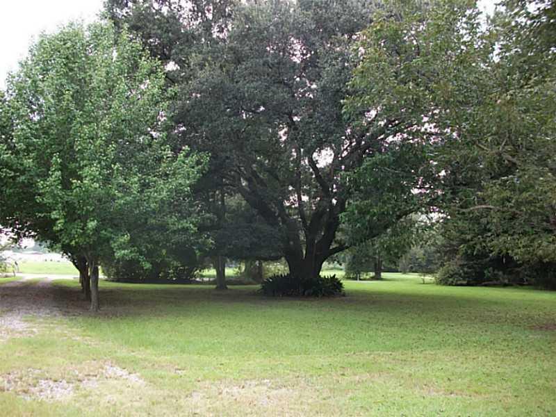 42134 West Yellow Water Road Hammond, LA 70403 - Photo 6 of 24 Gallery Image 6