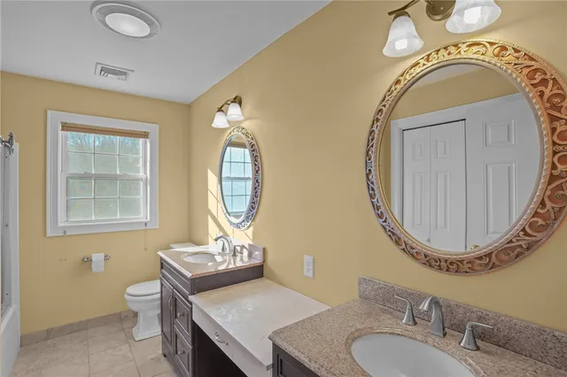 $829,900 | 30 Alyssa Court, Scituate, RI 02831