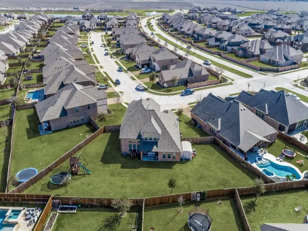 $630,000 | 2951 Pne Crk Way, Celina, TX 75078