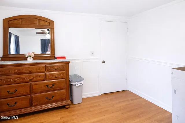 $175,900 | 2427 3rd Avenue, Rotterdam, NY 12303