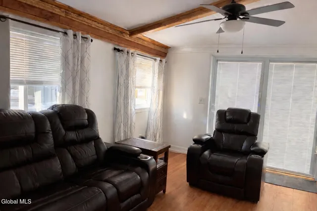 $175,900 | 2427 3rd Avenue, Rotterdam, NY 12303