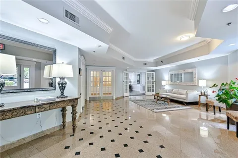 $249,000 | 1 Biscayne Drive Northwest, Unit 309, Atlanta, GA 30309