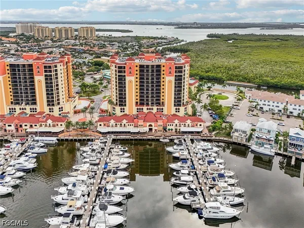 $2,650 | 5781 Cape Harbour Drive, Unit 903, Cape Coral, FL 33914