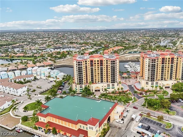 $2,650 | 5781 Cape Harbour Drive, Unit 903, Cape Coral, FL 33914