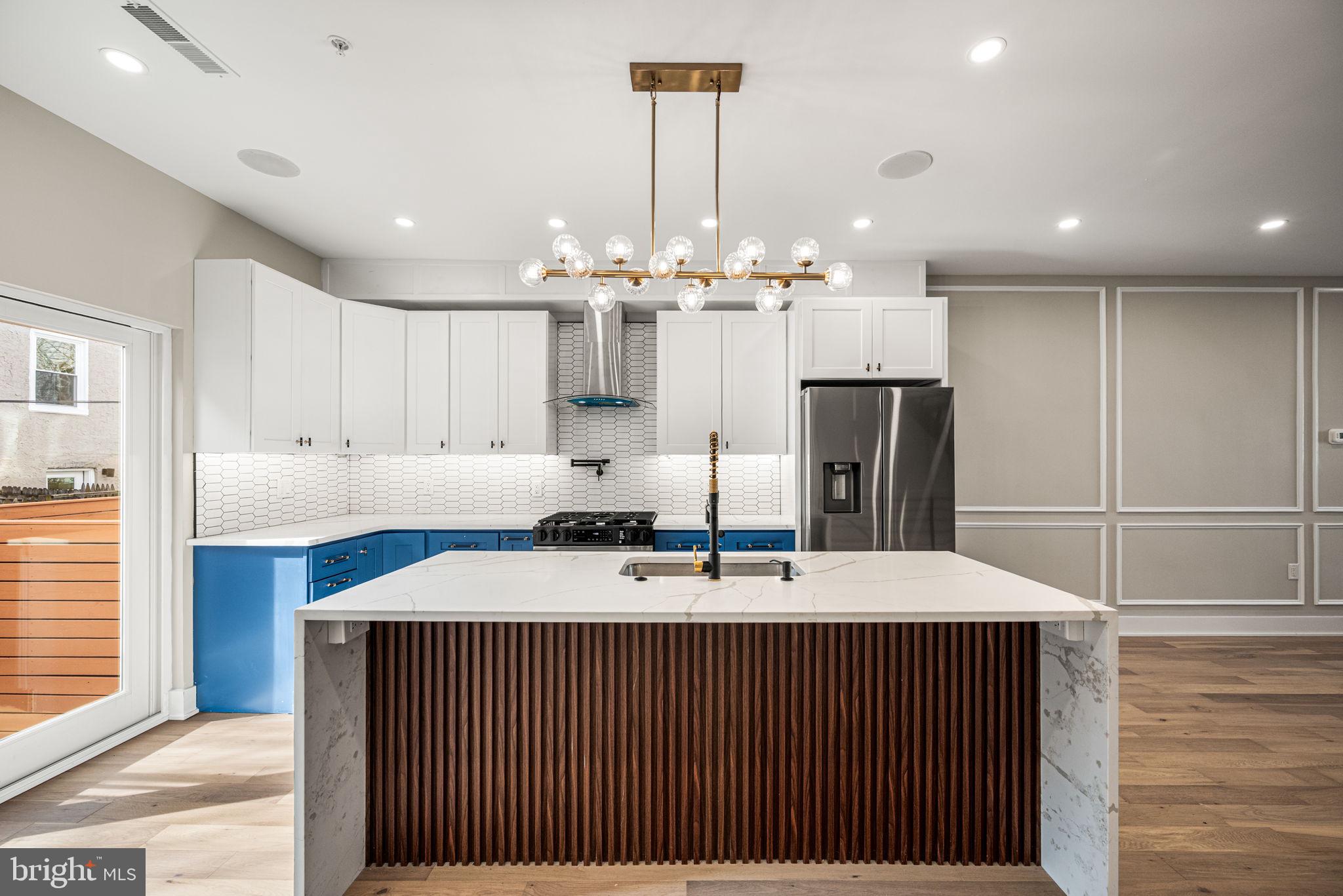 2032 Reed Street Philadelphia, PA 19146 - Photo 12 of 57 Gourmet Kitchen