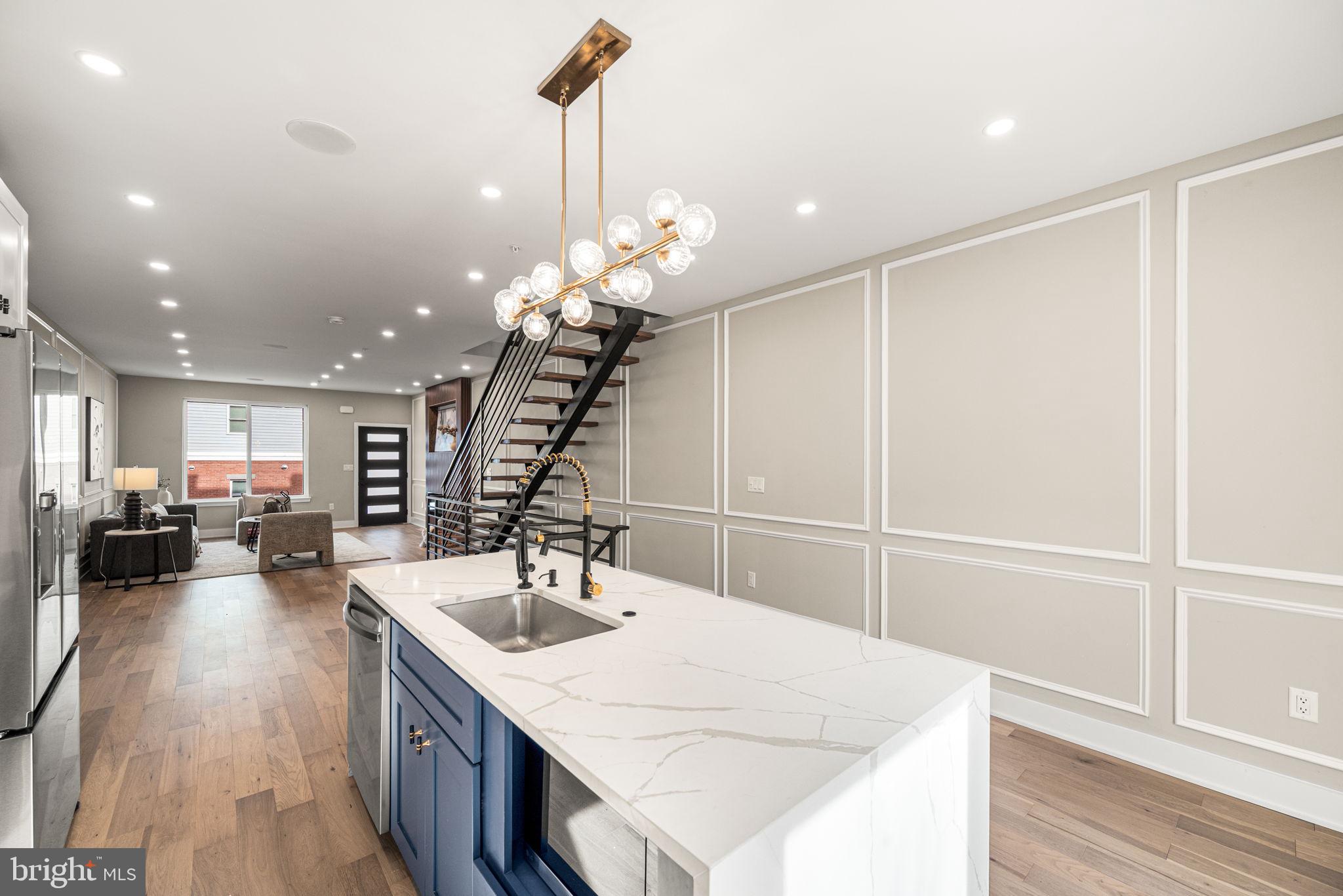 2032 Reed Street Philadelphia, PA 19146 - Photo 15 of 57 Gourmet Kitchen