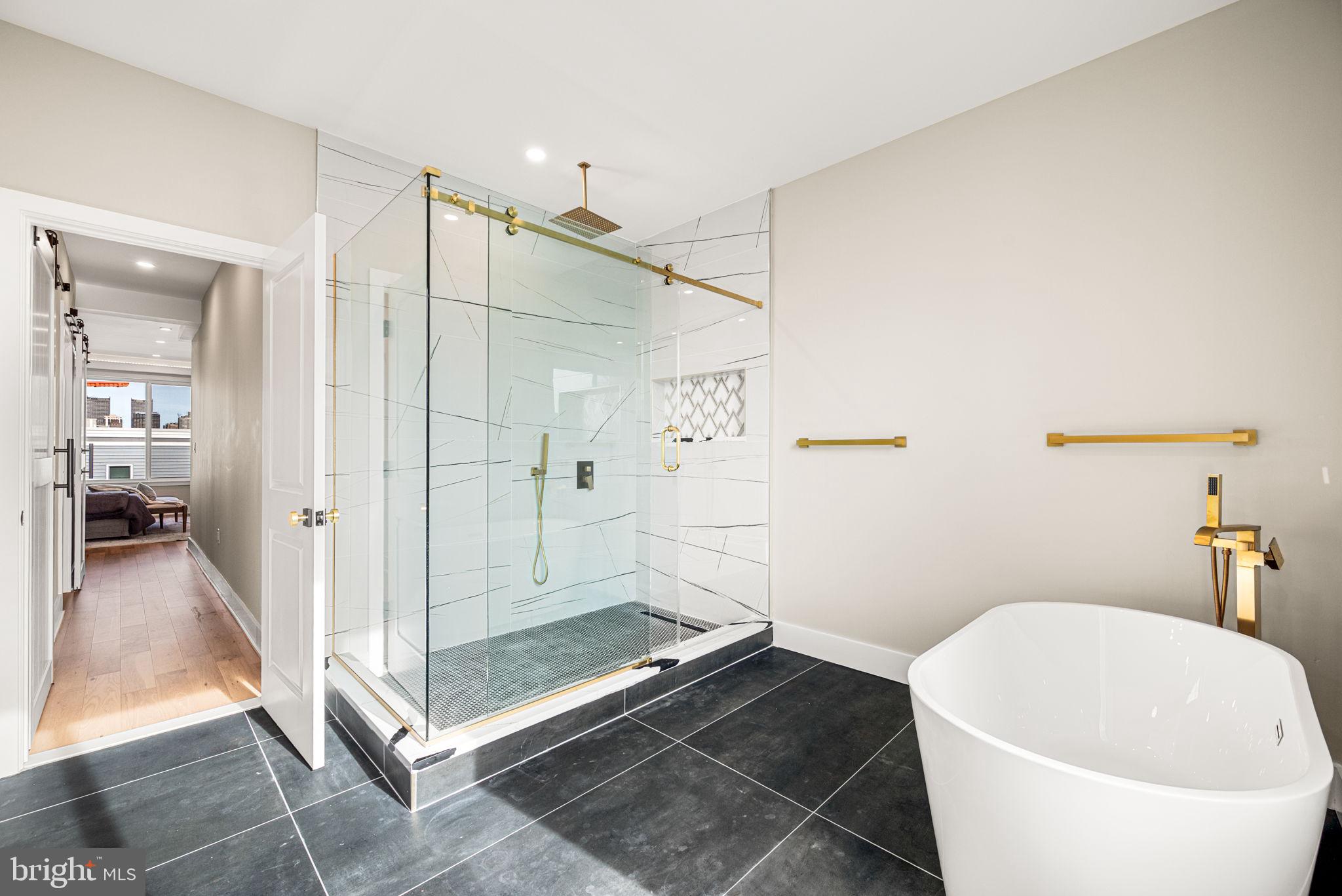 2032 Reed Street Philadelphia, PA 19146 - Photo 21 of 57 Primary Bedroom