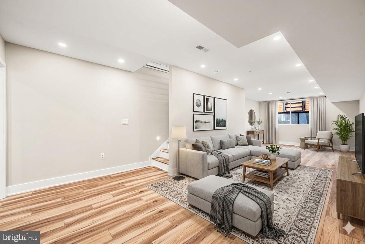 2032 Reed Street Philadelphia, PA 19146 - Photo 35 of 57 Basement / 4th Bedroom