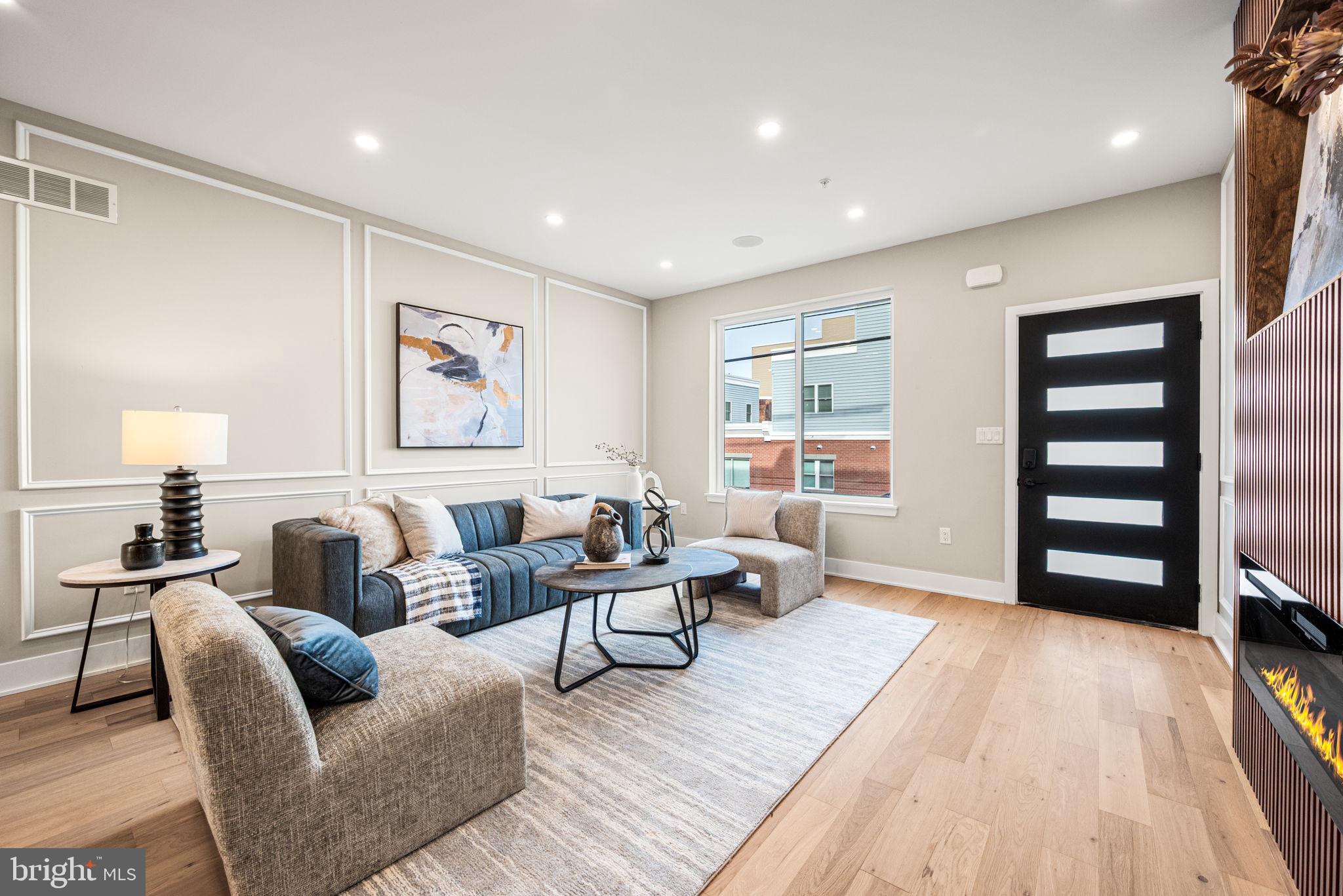 2032 Reed Street Philadelphia, PA 19146 - Photo 4 of 57 Open Plan Entry