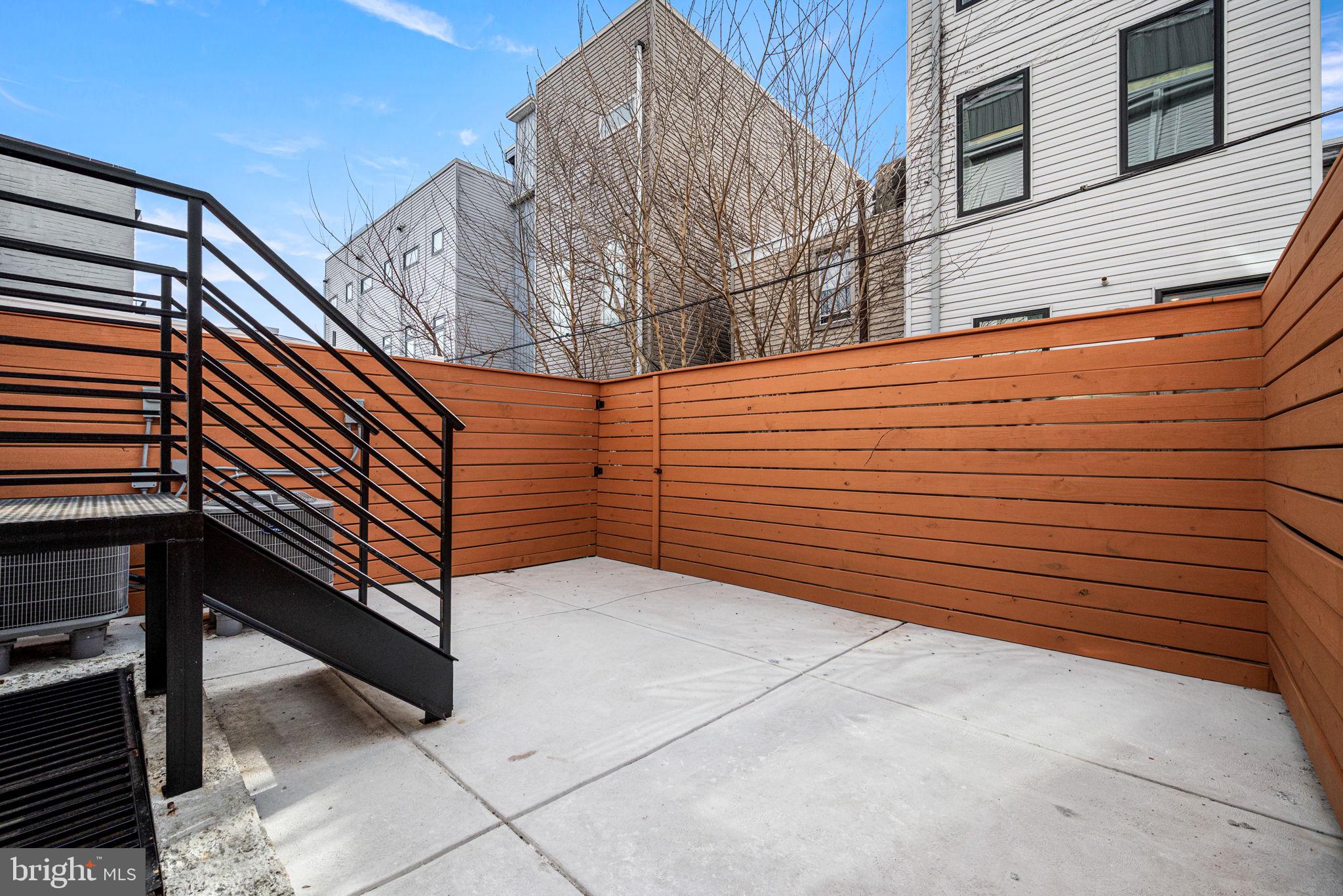 2032 Reed Street Philadelphia, PA 19146 - Photo 44 of 57 Patio