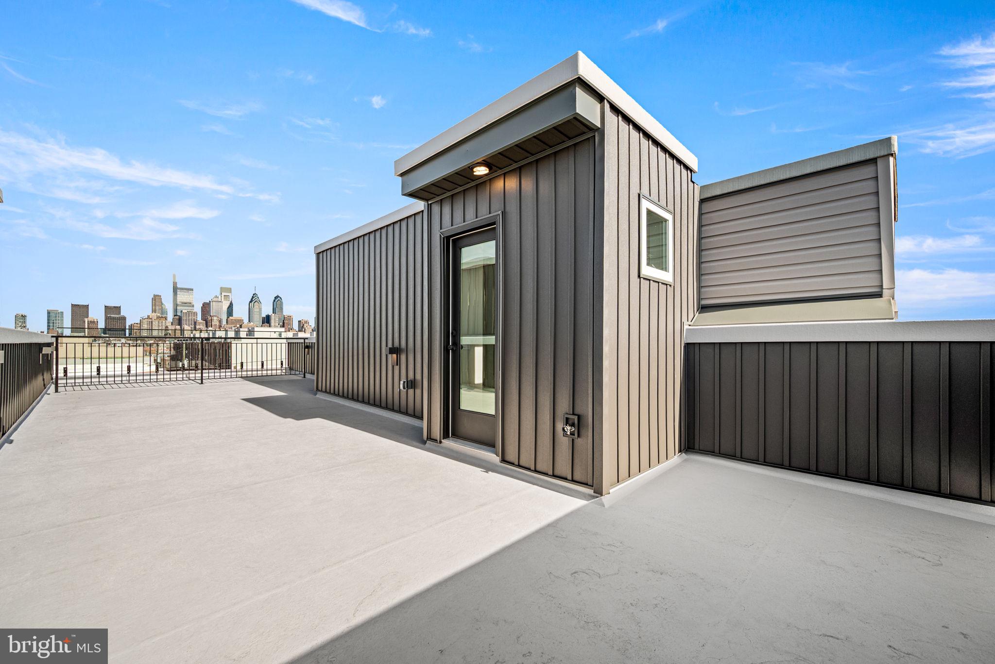 2032 Reed Street Philadelphia, PA 19146 - Photo 46 of 57 Private Rooftop