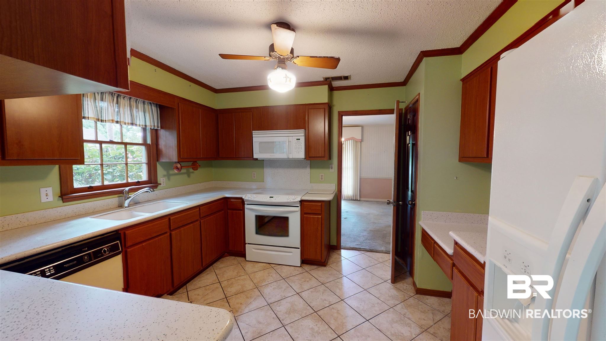 5758 Kingston Court Mobile, AL 36609 - Photo 9 of 25