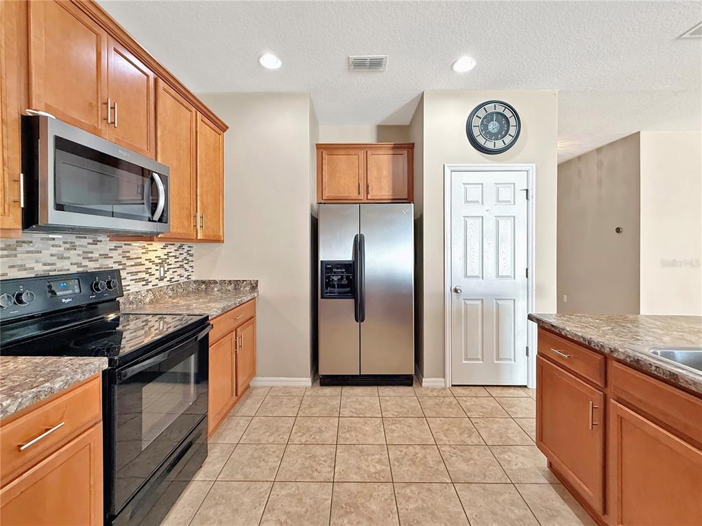 4284 Moon Shadow Loop Mulberry, FL 33860 - Photo 31 of 45
