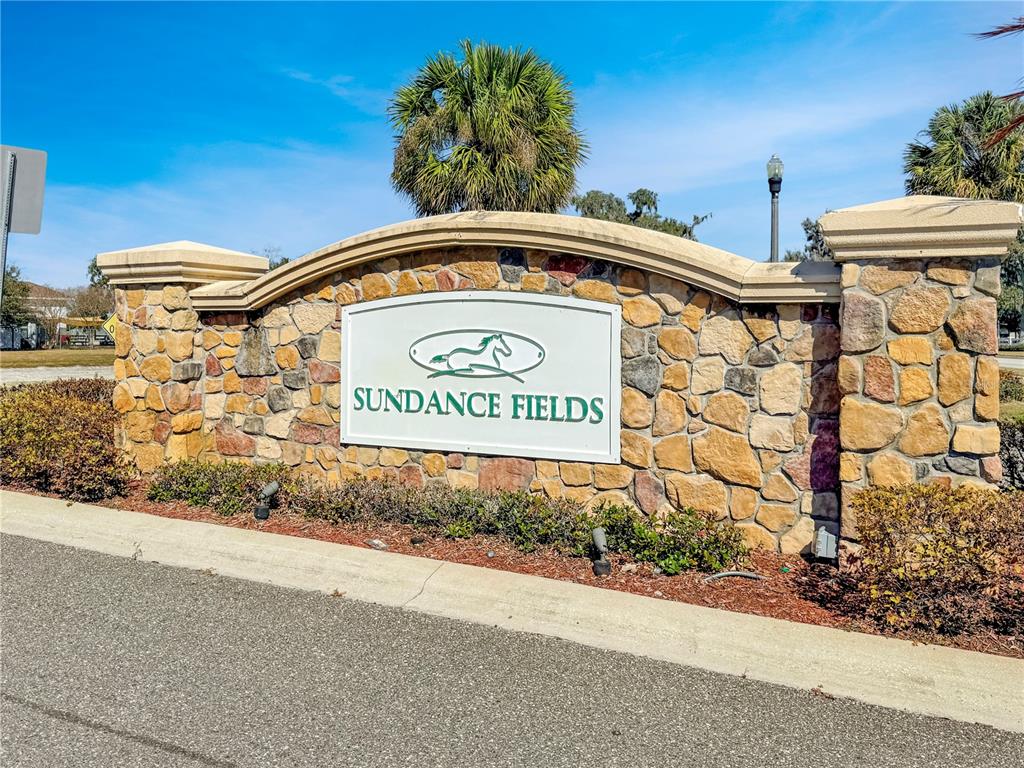 4284 Moon Shadow Loop Mulberry, FL 33860 - Photo 7 of 45