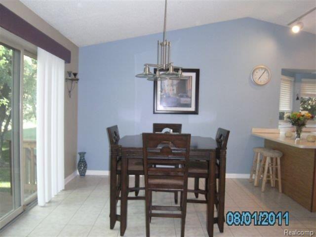 2107 Highsplint Drive Rochester, MI 48307 - Photo 2 of 23 SANY1905.JPG