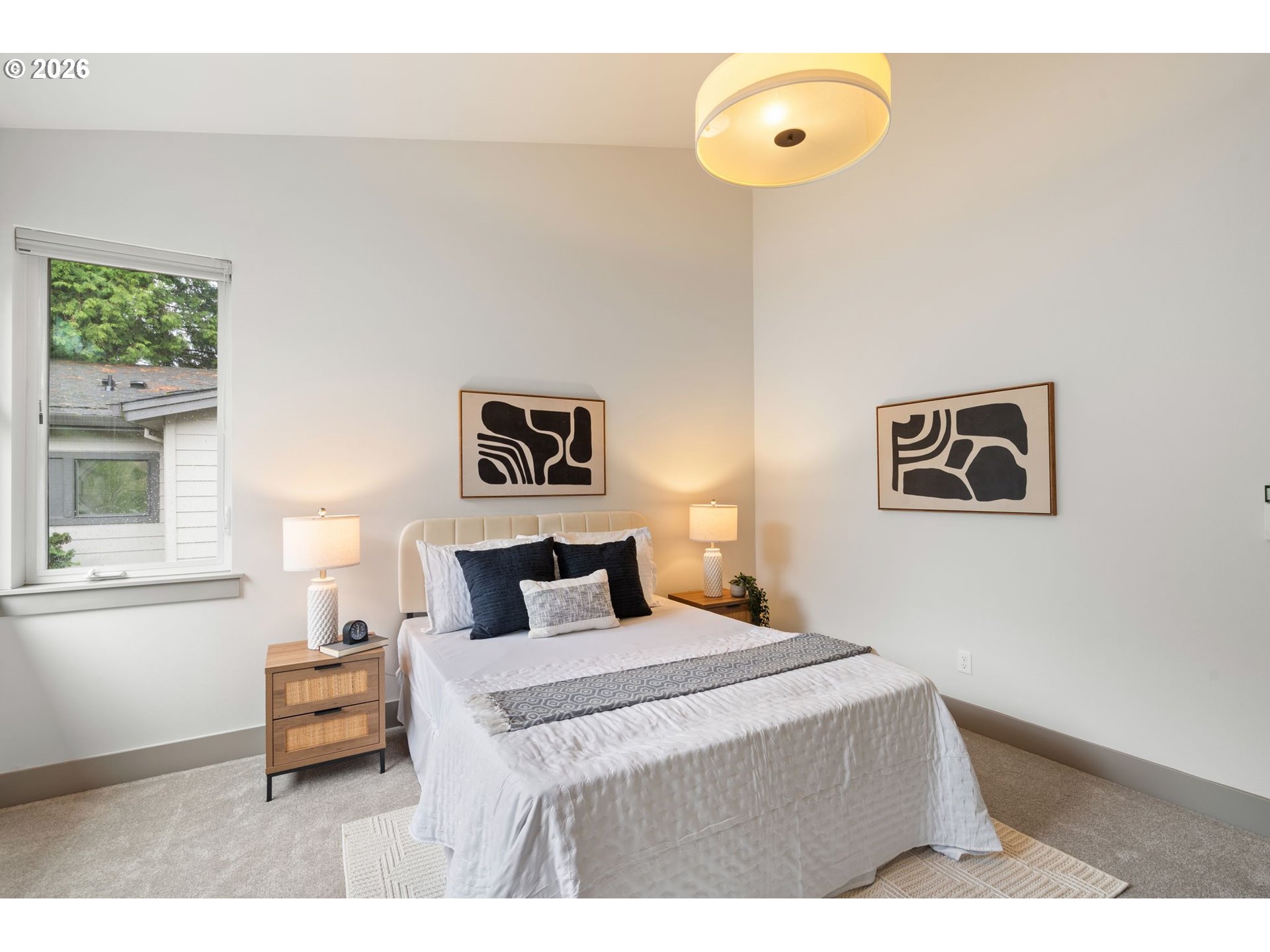 7667 Southeast Sherman Street Portland, OR 97215 - Photo 14 of 35