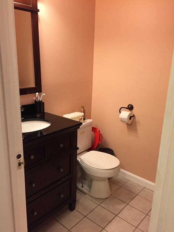 34 B Rockingham Street, Unit 2 Lowell, MA 01852 - Photo 14 of 26 Gallery Image 14