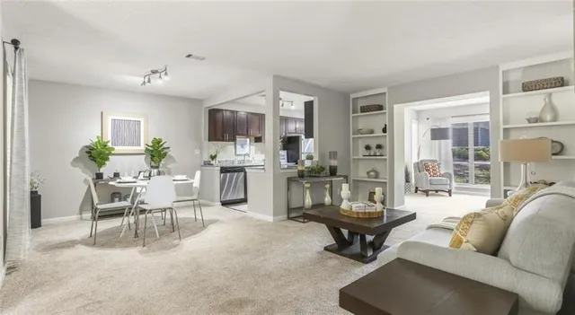 $2,132 | 3000 Spring Hill Parkway Southeast, Unit 44I, Smyrna, GA 30080