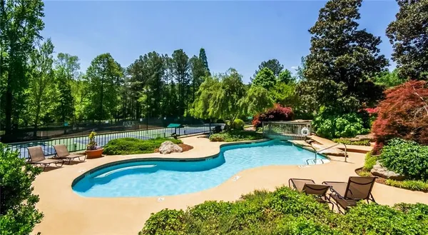 $1,938 | 3000 Spring Hill Parkway Southeast, Unit 88E, Smyrna, GA 30080