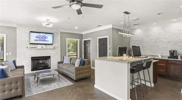 $2,132 | 3000 Spring Hill Parkway Southeast, Unit 44I, Smyrna, GA 30080