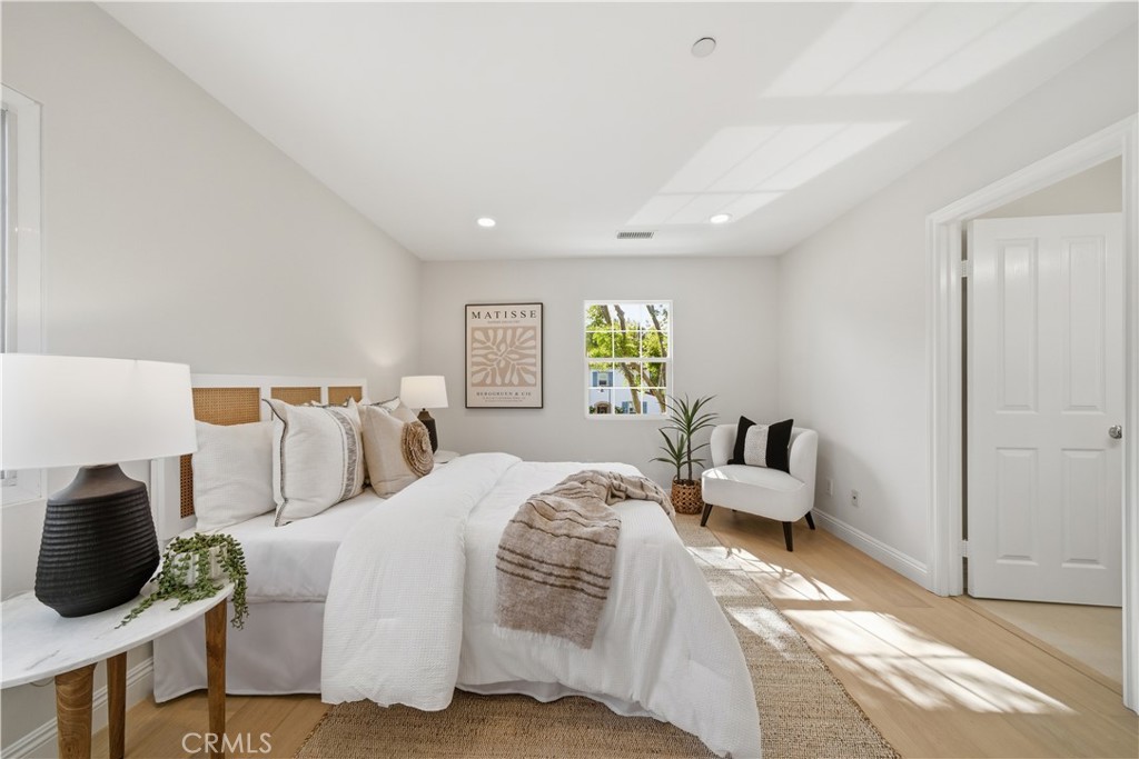 33 Bower Tree Irvine, CA 92603 - Photo 15 of 34