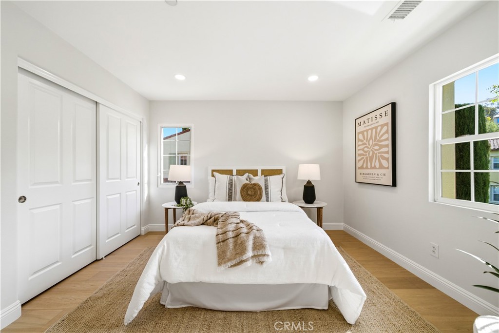 33 Bower Tree Irvine, CA 92603 - Photo 16 of 34