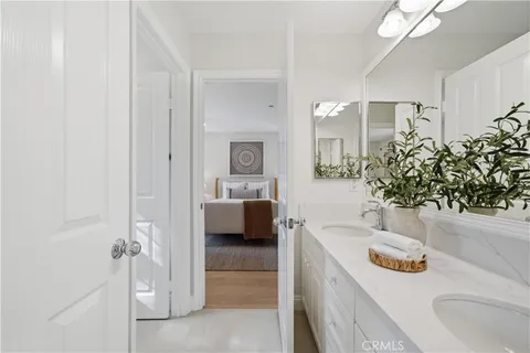 $1,850,000 | 33 Bower Tree, Irvine, CA 92603