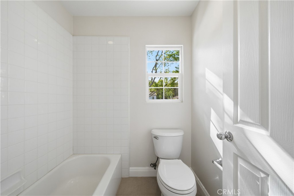 33 Bower Tree Irvine, CA 92603 - Photo 19 of 34