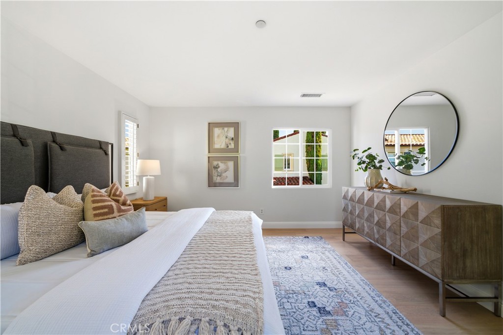 33 Bower Tree Irvine, CA 92603 - Photo 9 of 34