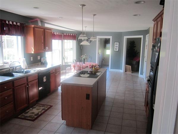 8 Joy Road Salisbury, MA 01952 - Photo 10 of 29 Gallery Image 10
